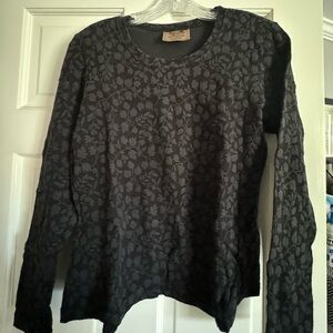 Women’s Thick Long Sleeve Shirt